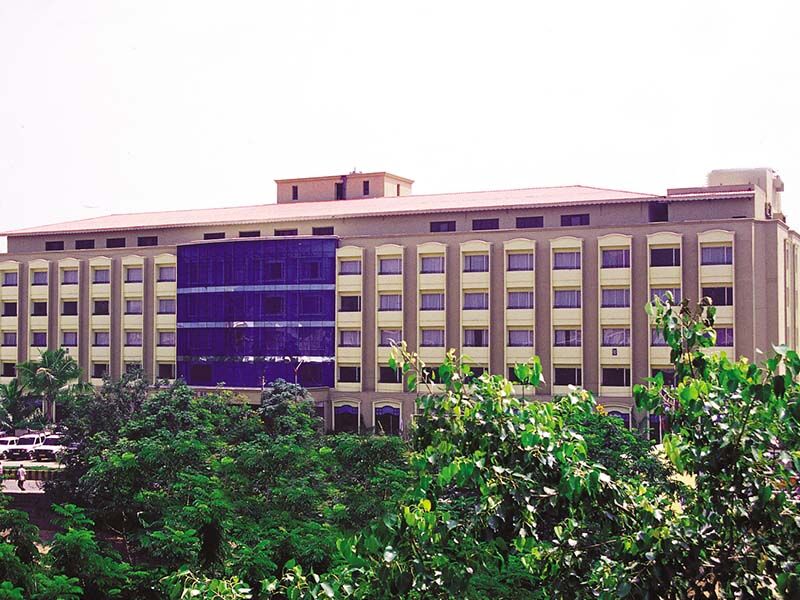 Fortune Select Grand Ridge, Tirupati - Member Itc Hotels' Group Bagian luar foto The University of Lahore